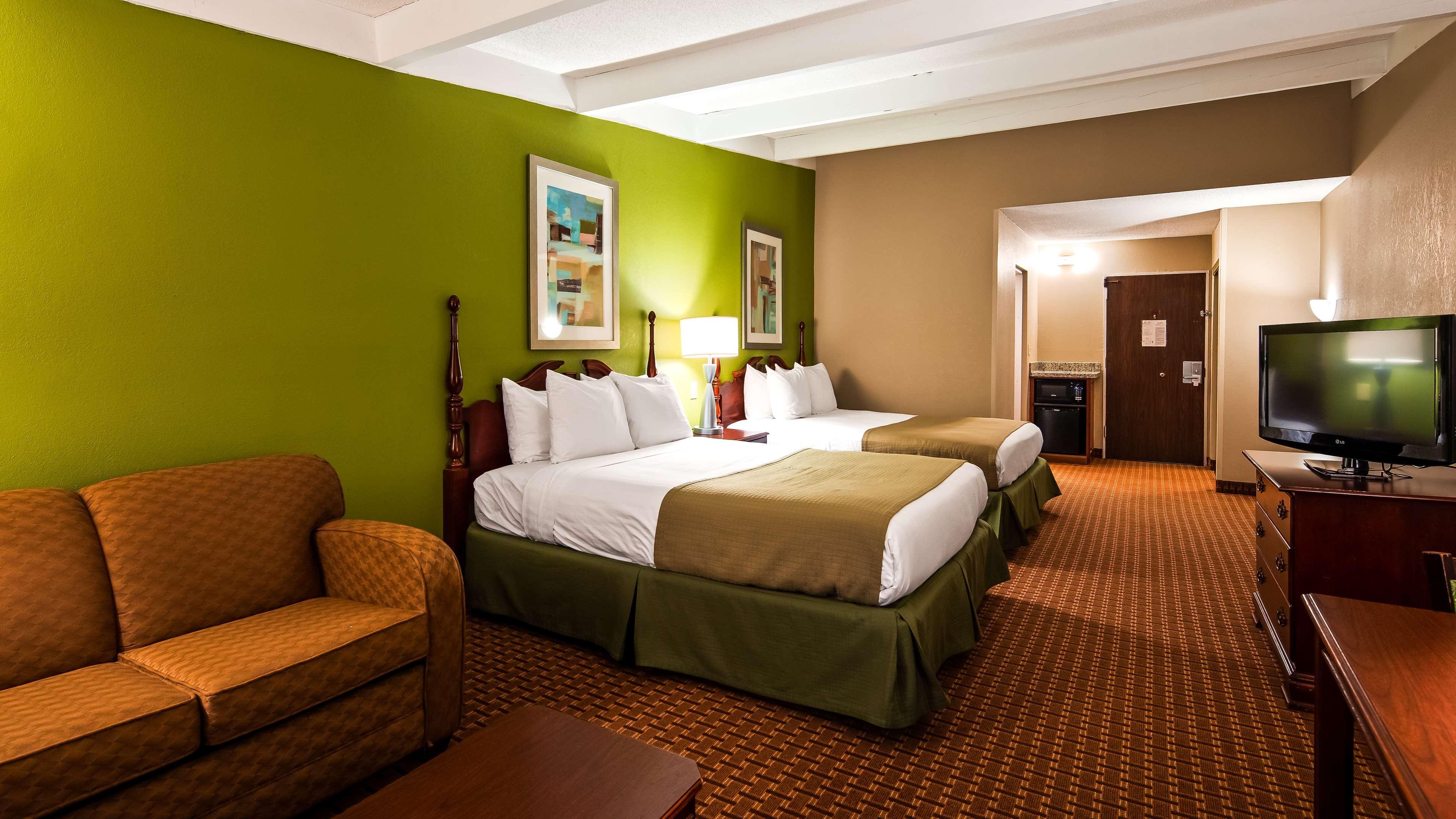 Surestay Plus Hotel By Best Western Raleigh North Downtown Exteriör bild