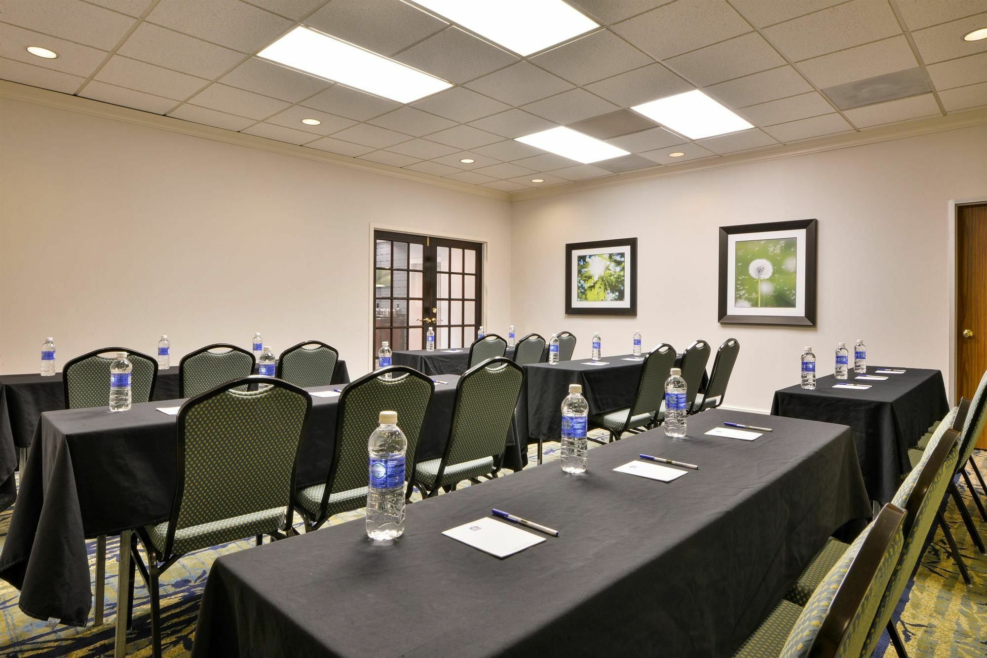 Surestay Plus Hotel By Best Western Raleigh North Downtown Exteriör bild